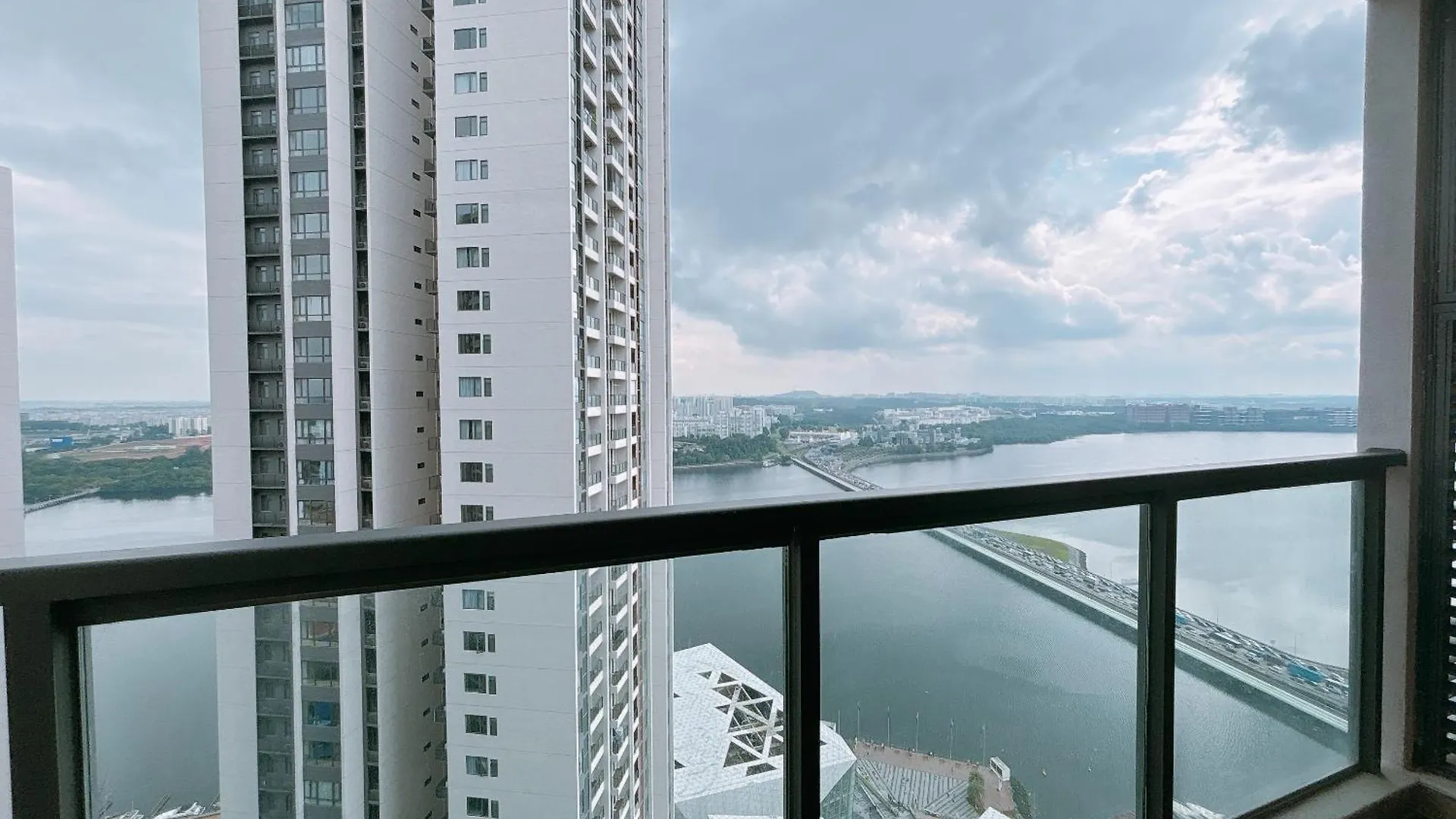R&F Princess Cove Seine Region By Lions Bay Johor Bahru Apartment