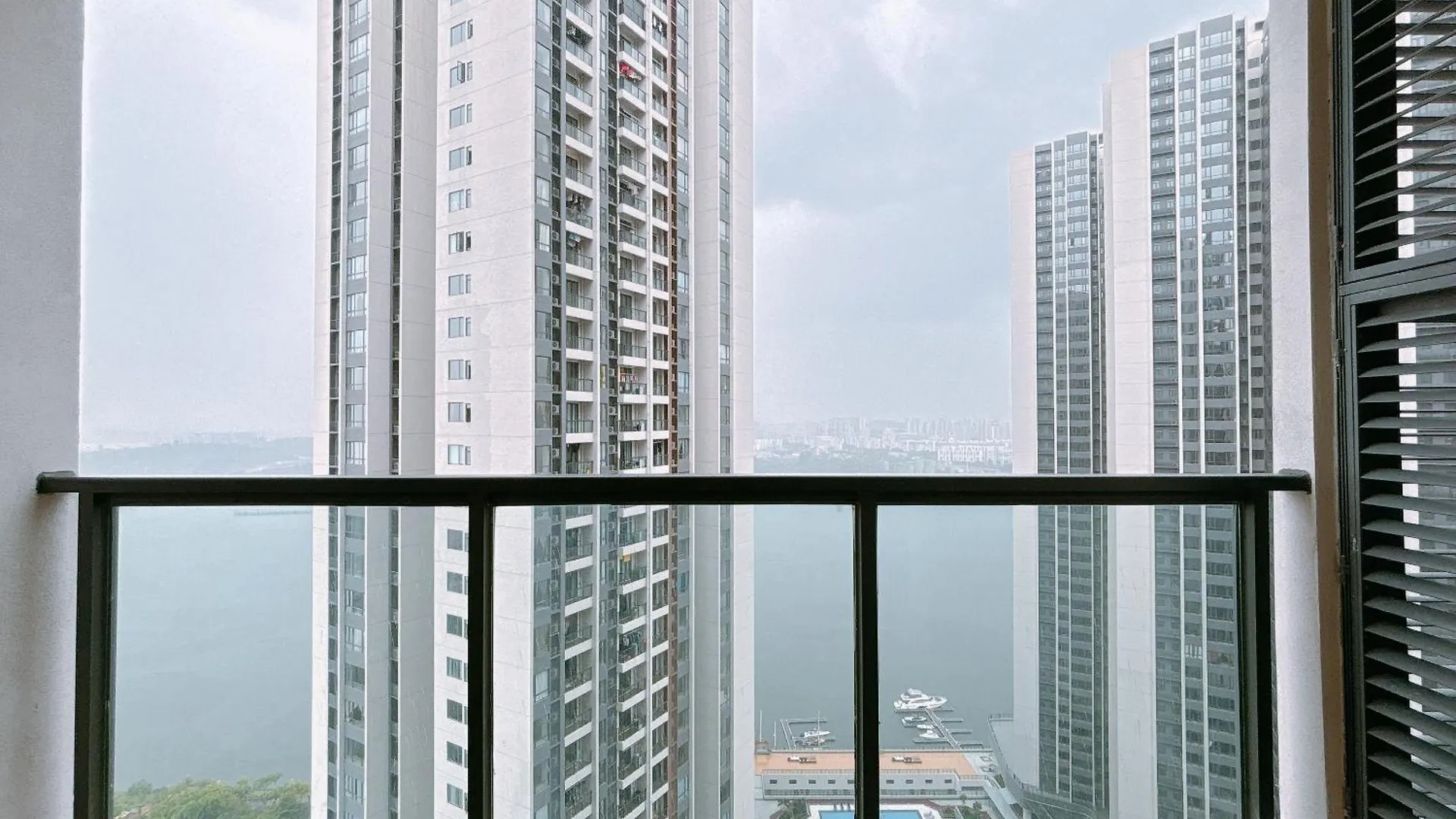 Apartment R&F Princess Cove Seine Region By Lions Bay Johor Bahru