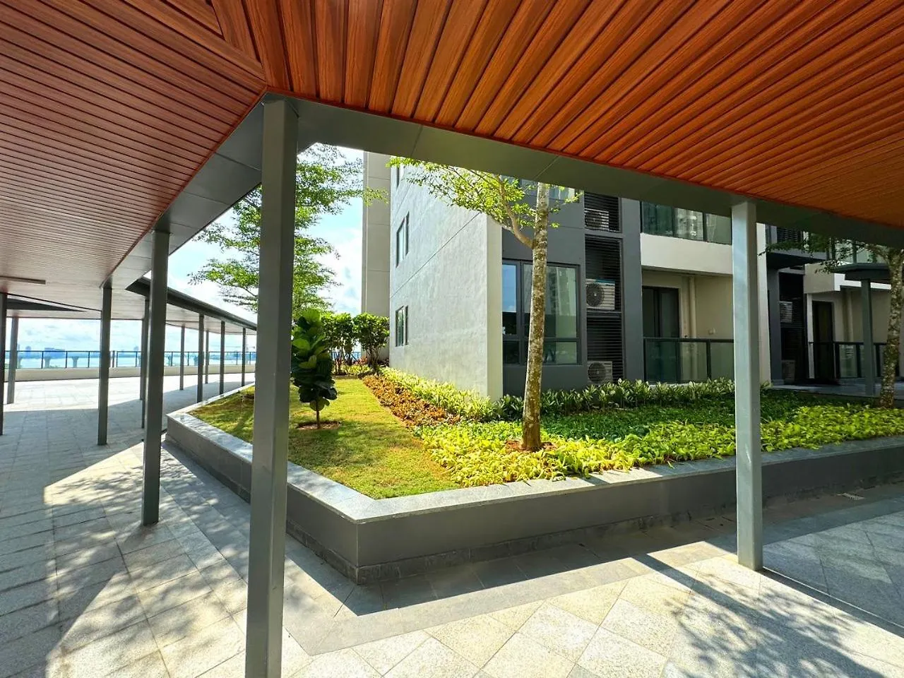 R&F Princess Cove Seine Region By Lions Bay Τζόχορ Μπάχρου